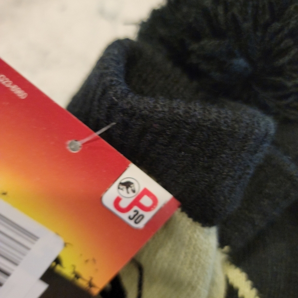 Jurassic Park Cold Weather Hat and Mittens Set Kids Unisex Universal NWT! - Picture 10 of 10